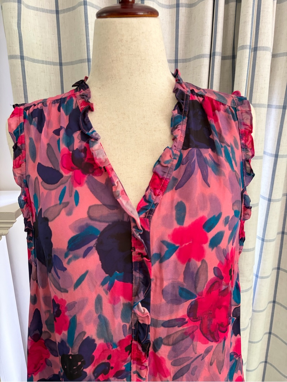 Go Silk Washable Floral Ruffle Snap Front Lightweight Sleeveless Tank Top - Picture 2 of 12